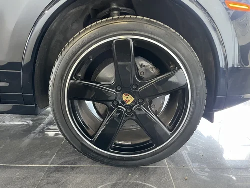 Porsche Cayenne  2017 — photo 29
