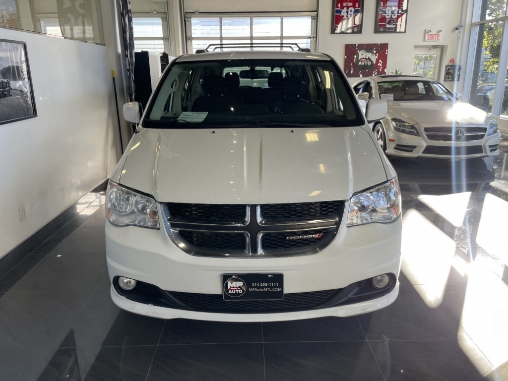 Dodge Grand Caravan Multiplaces 2015 — photo 2