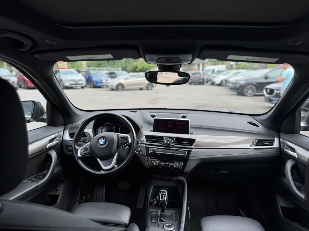 BMW X1 xDrive28i 2022 — photo 4