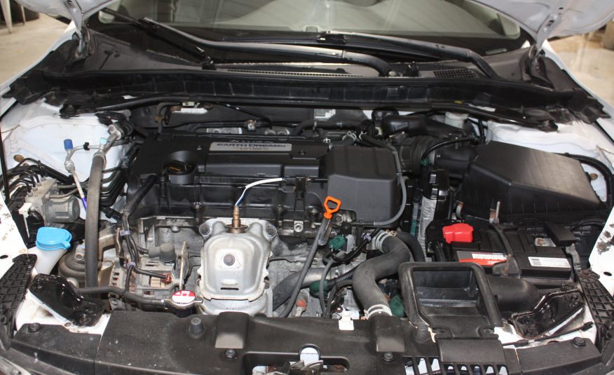 2015 HONDA ACCORD LX — photo 12