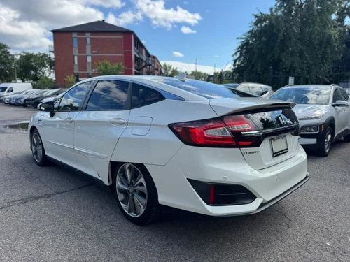 Honda Clarity hybride rechargeable Touring 2018 — photo 4