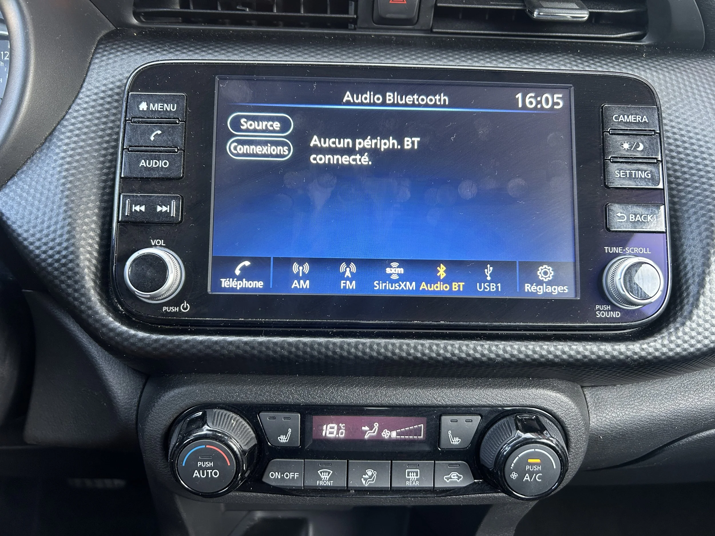 2024 Nissan Kicks SV — photo 16