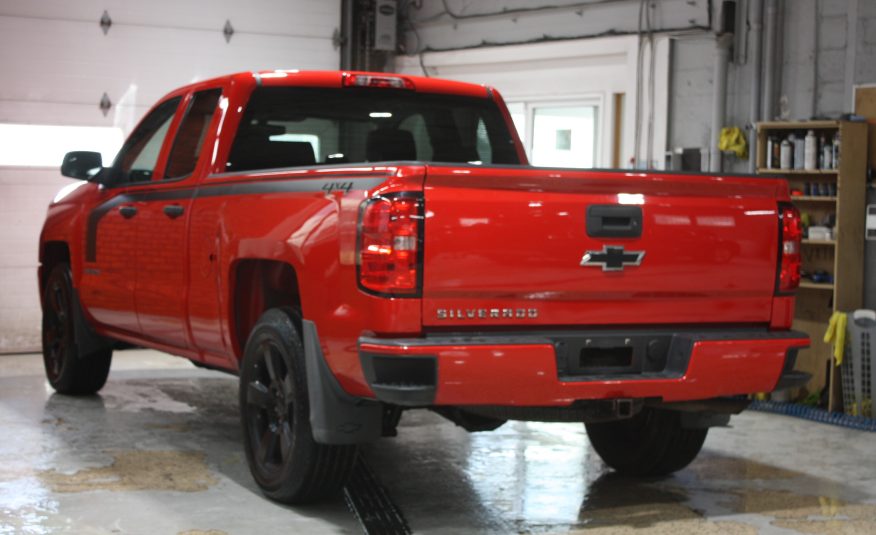 2017 CHEVROLET SILVERADO CUSTOM 1500 4X4 — photo 4
