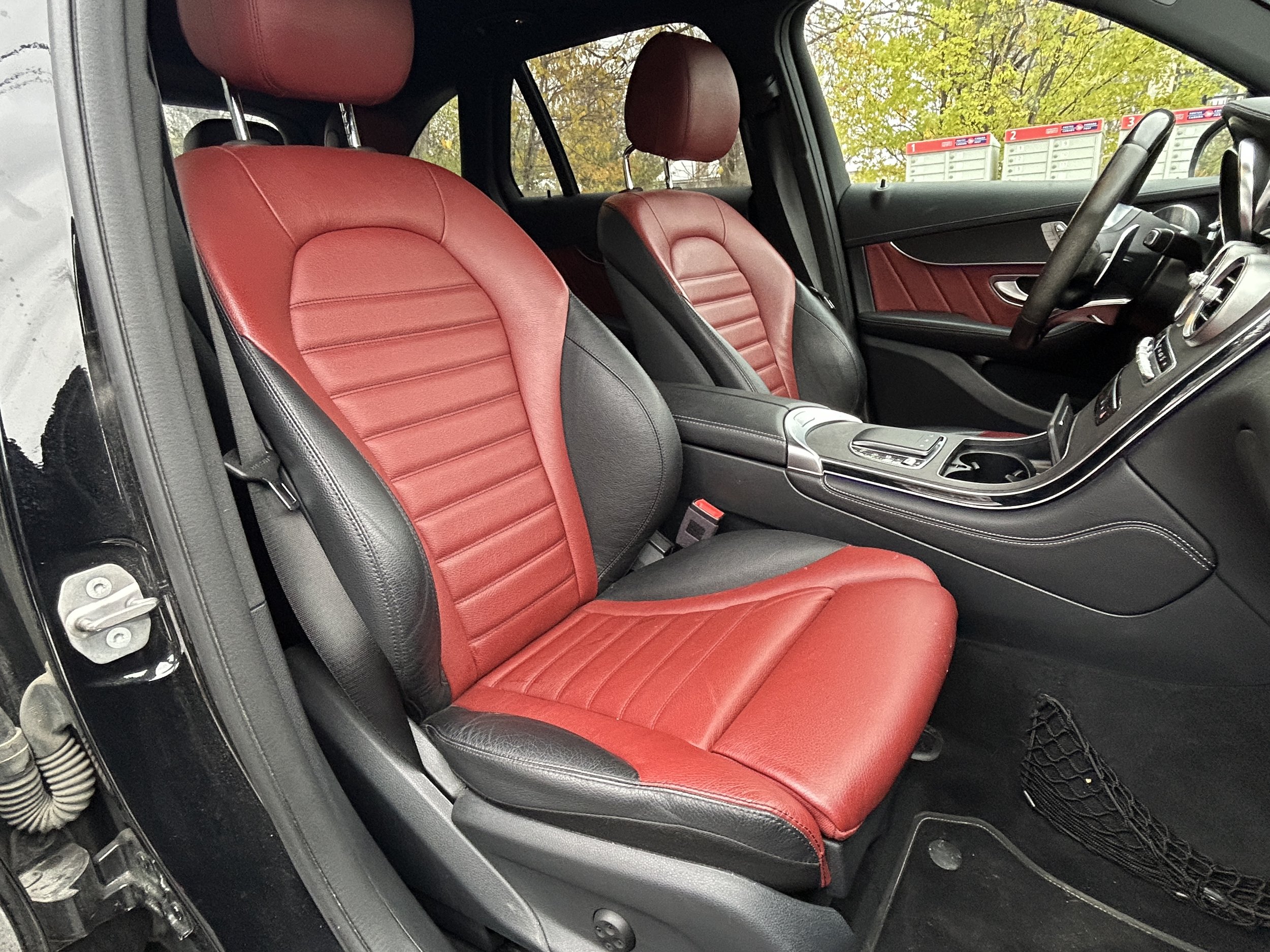 Mercedes-Benz GLC 43 AMG 2020 — photo 11