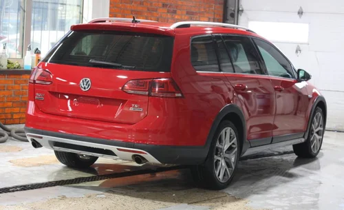 2017 VOLKSWAGEN GOLF ALLTTRACK — photo 6