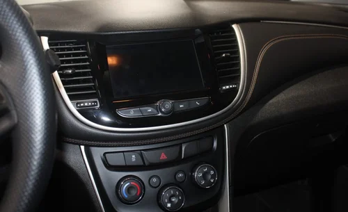 2019 CHEVROLET TRAX AWD — photo 10