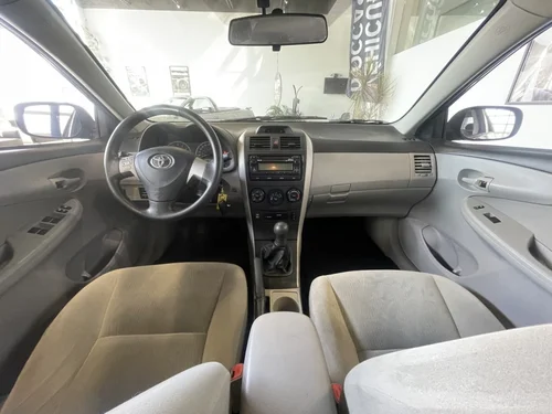 Toyota Corolla CE 2013 — photo 23