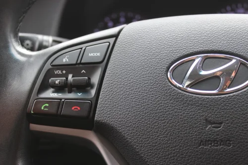 HYUNDAI Tucson — photo 13