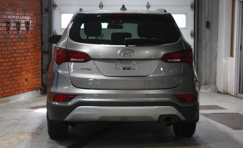 2017 HYUNDAI SANTA FE SE AWD — photo 5