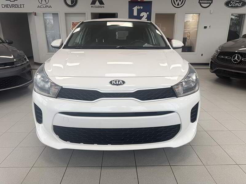 Kia Rio5 2019 LX / MANUEL + CAMERA + BLUETOOTH + BAS KM ++++ — photo 3
