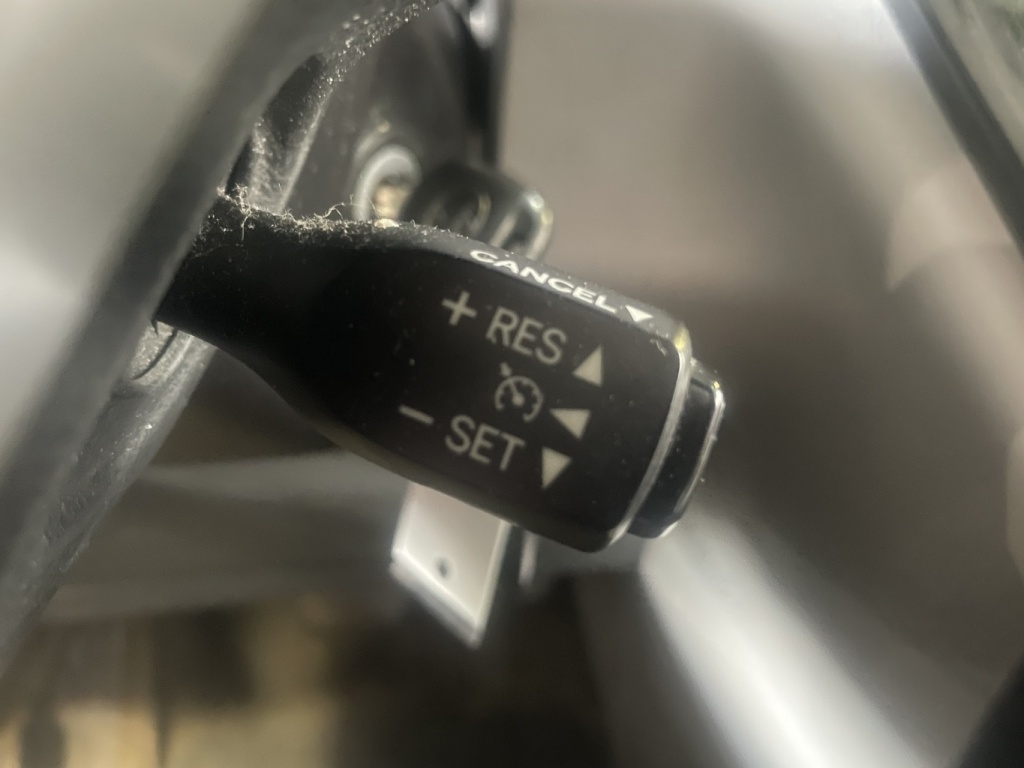 Toyota Sienna LE 2015 — photo 25