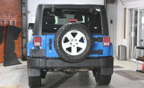 2011 JEEP WRANGLER UNLIMITED SAHARA — photo 5