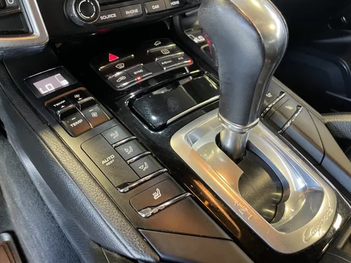 Porsche Cayenne  2017 — photo 25