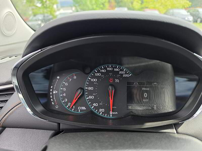 Chevrolet Trax 2018 LT / AWD + TOIT + CAMERA + BLUETOOTH + CUIR ET TISSUS + BAS KM +++ — photo 11