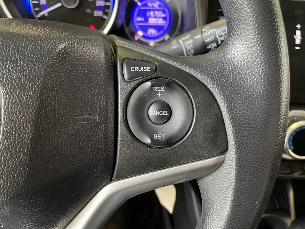 Honda Fit LX 2015 — photo 17