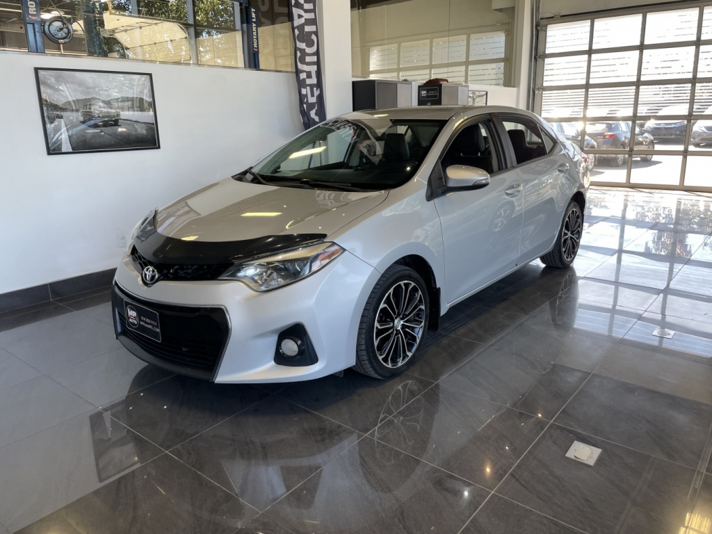 Toyota Corolla S 2015
