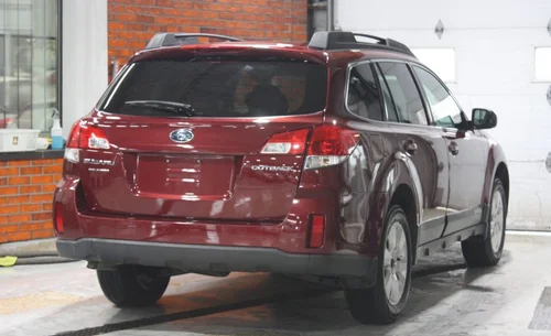 2012 SUBARU OUTBACK — photo 6