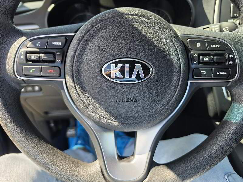 Kia Optima 2016 LX / AUTO + BLUETOOTH + BAS KM +++++ — photo 10