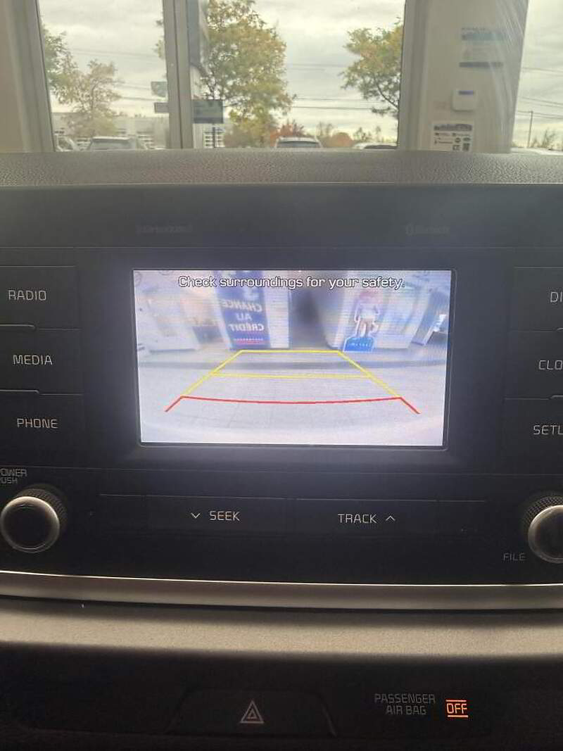 Kia Rio5 2019 LX / MANUEL + CAMERA + BLUETOOTH + BAS KM ++++ — photo 12