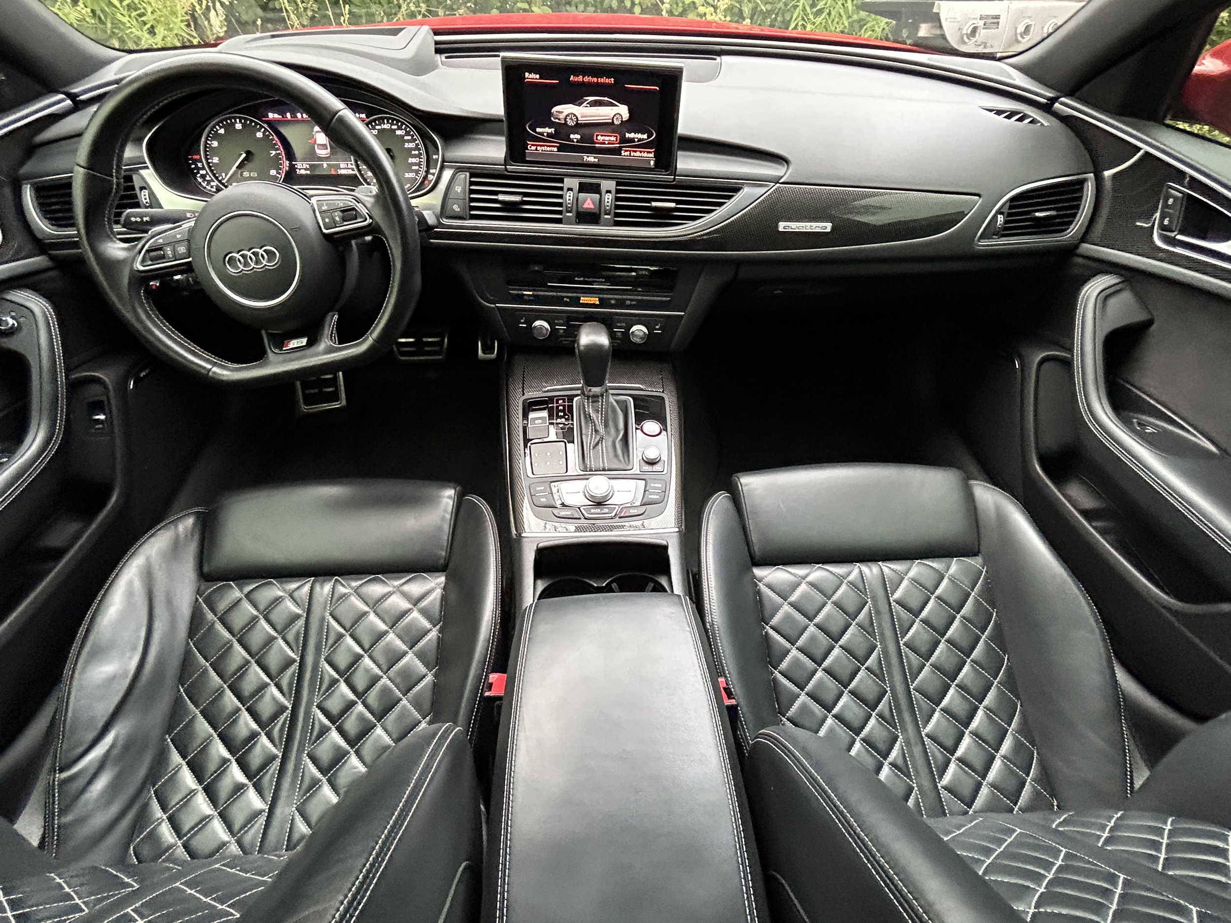 2016 Audi S6 Quattro Premium Plus - 4.0L V8 450HP — photo 9