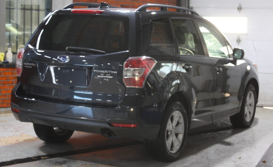2016 SUBARU FORESTER — photo 6