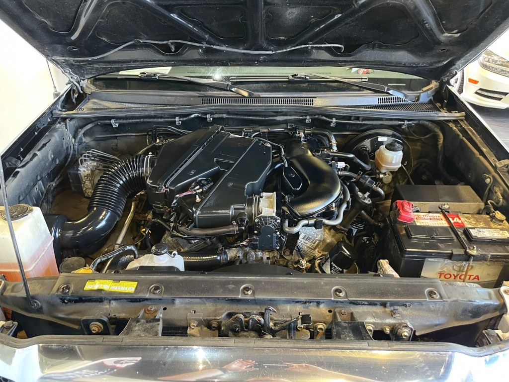 Toyota Tacoma  2011 — photo 8