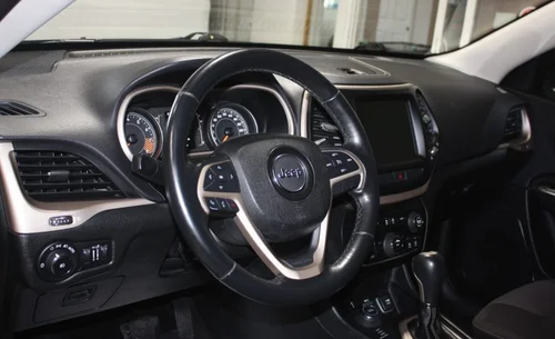 2015 JEEP CHEROKEE — photo 9