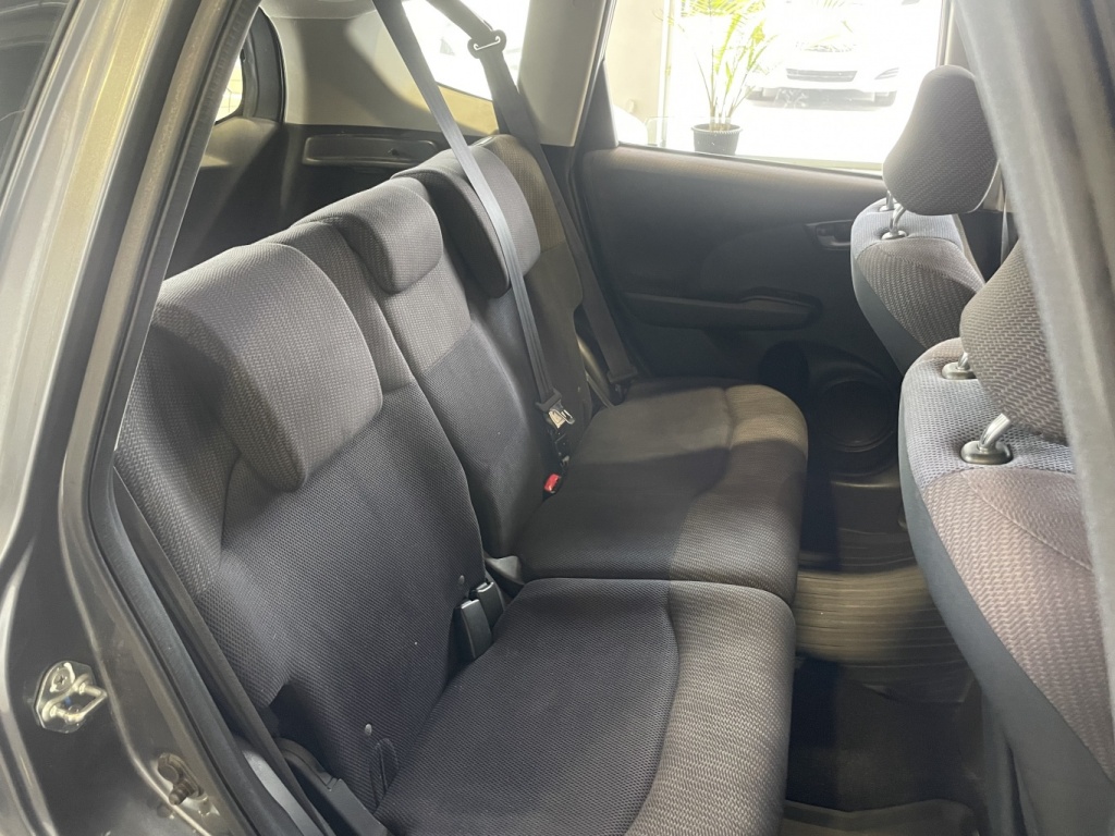 Honda Fit Sport 2012 — photo 13