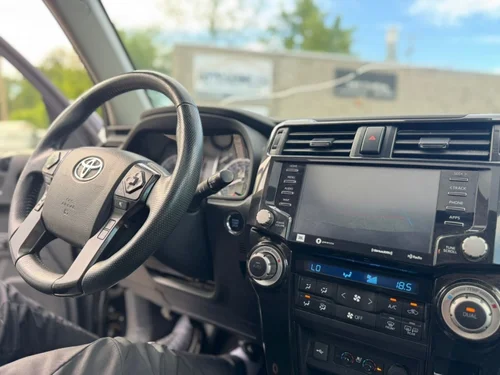 Toyota 4Runner  2021 — photo 8