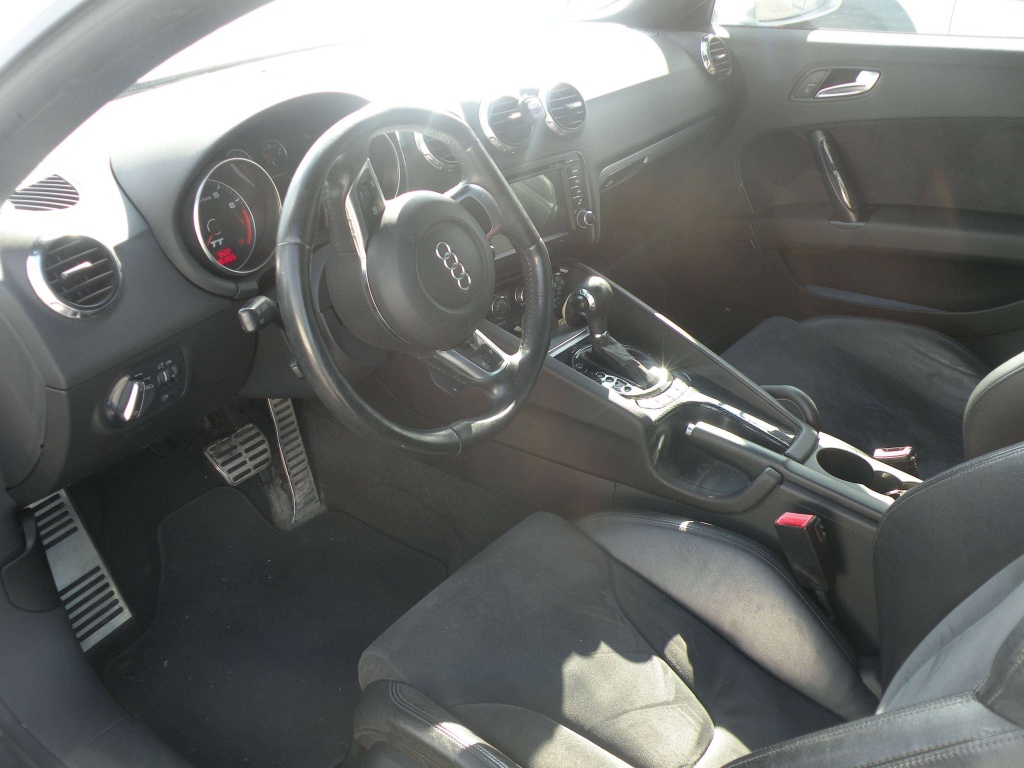 Audi TT 2,0T 2008 — photo 13