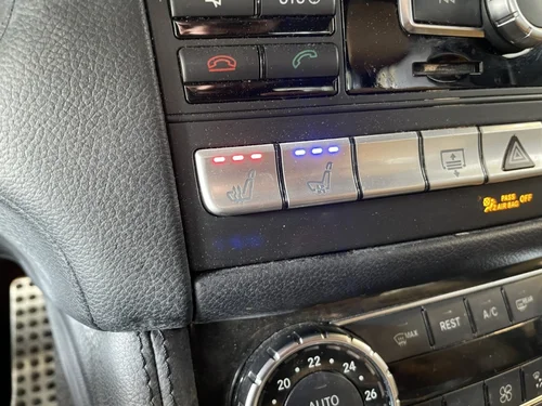 Mercedes-Benz CLS-Class CLS 550 2012 — photo 26
