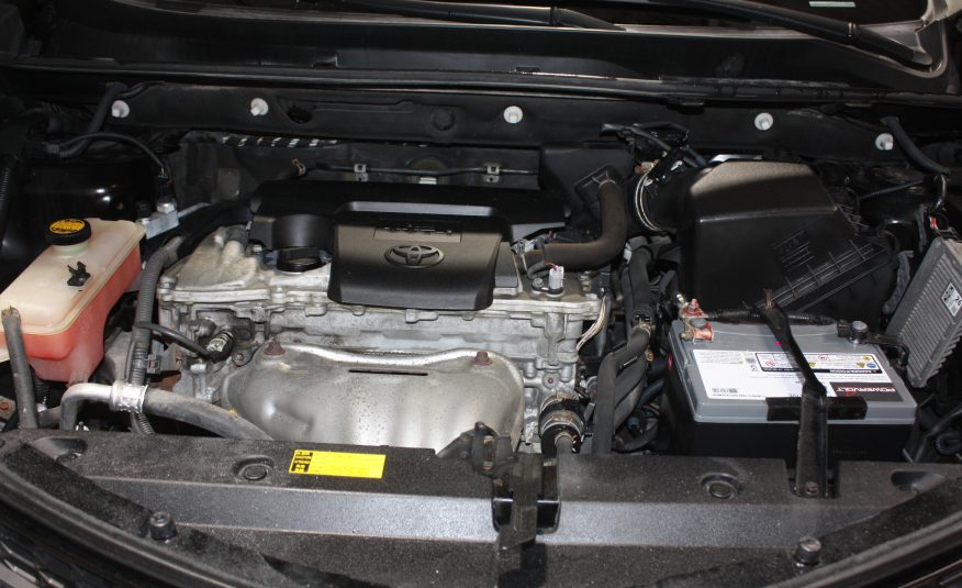 2013 TOYOTA RAV 4 XLE AWD — photo 13