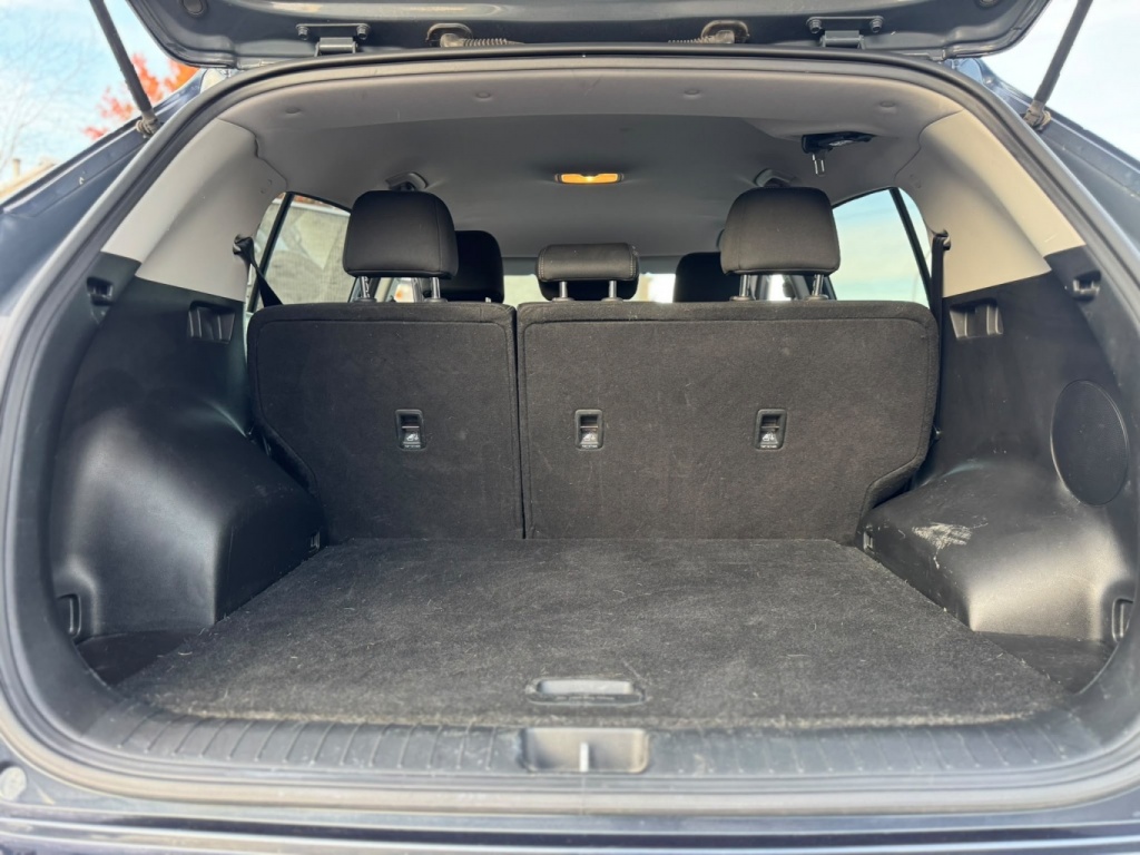 KIA Sportage LX 2022 — photo 9