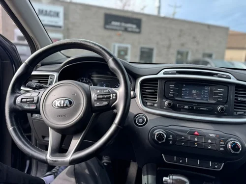 KIA Sorento LX+ 2 L turbo 2016 — photo 13