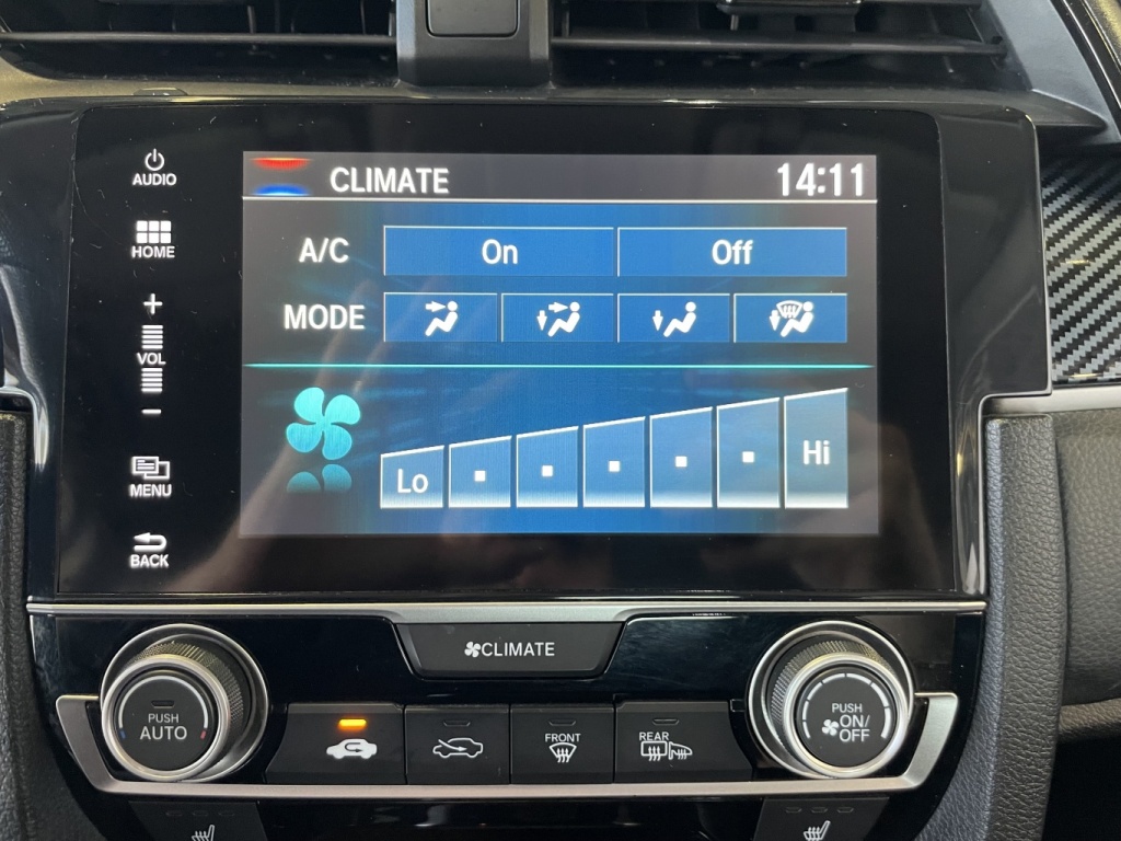 Honda Civic LX 2016 — photo 22
