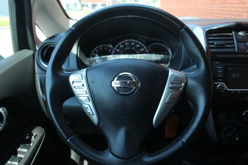 NISSAN Versa Note — photo 14
