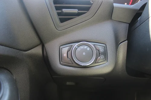 FORD Escape — photo 14