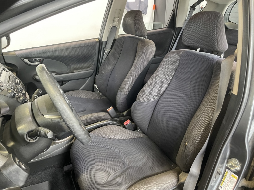 Honda Fit Sport 2012 — photo 17