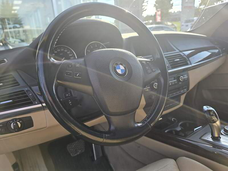 BMW X5 2012 35i + AWD + TOIT + GPS + CAMERA + CUIR + BLUETOOTH + BAS KM +++ — photo 9
