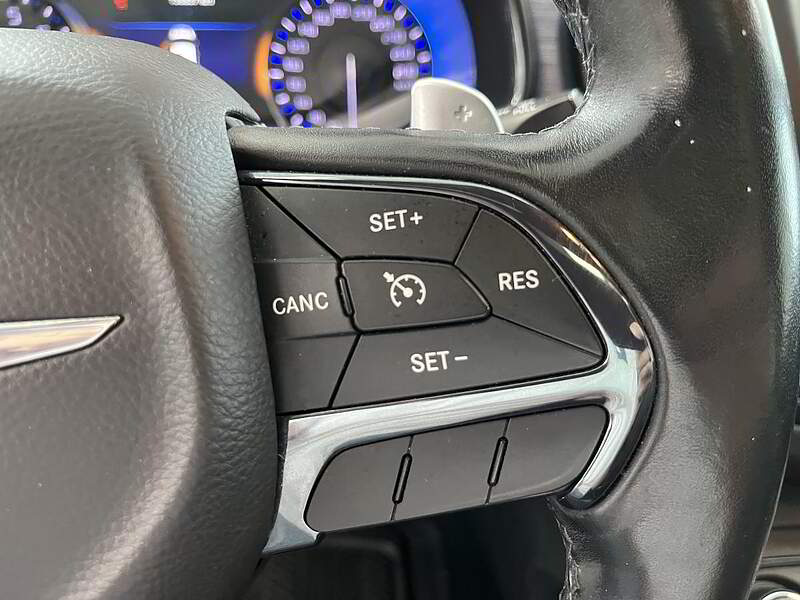 Chrysler 200 2016 S / TOIT PANO / CAMERA + CUIR + BLUETOOTH + BAS KM +++ — photo 15