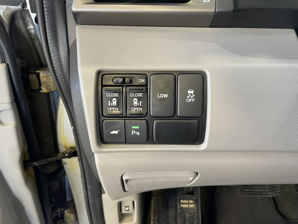Honda Odyssey EX-L avec Navi 2015 — photo 20