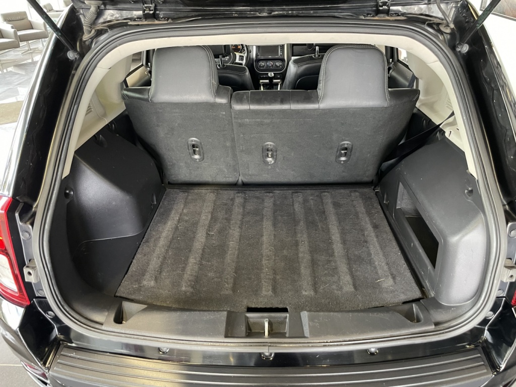 Jeep Compass Sport 2016 — photo 9