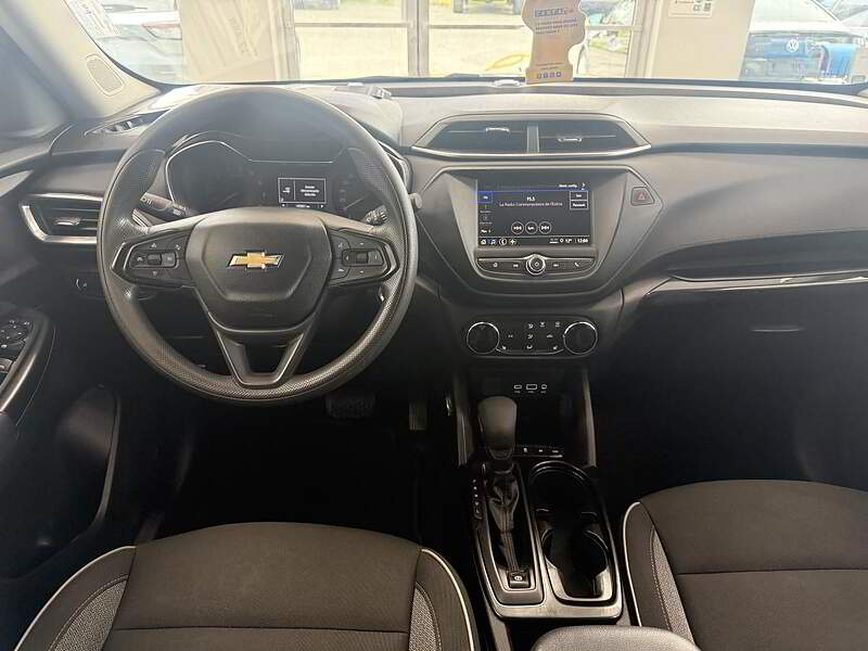 Chevrolet TrailBlazer 2023 LT / AWD + AUTO + CAMERA + BLUETOOTH ++++ — photo 11