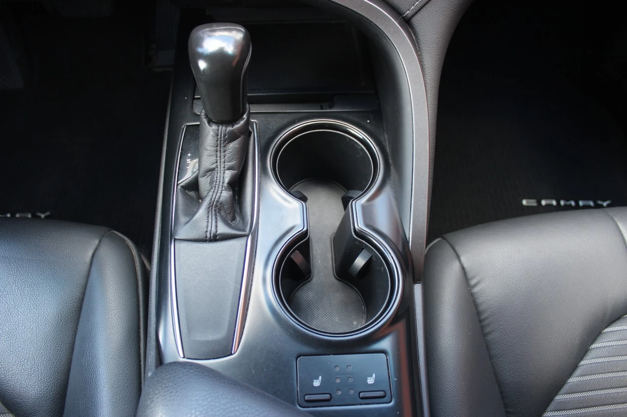 TOYOTA Camry — photo 18