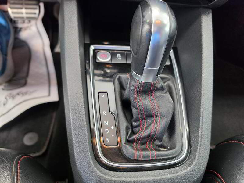 Volkswagen Jetta 2017 GLI / AUTOBAN / AUTO / CUIR / TOIT / BLUETOOTH ++++ — photo 19
