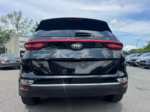 KIA Sportage LX 2021 — photo 13