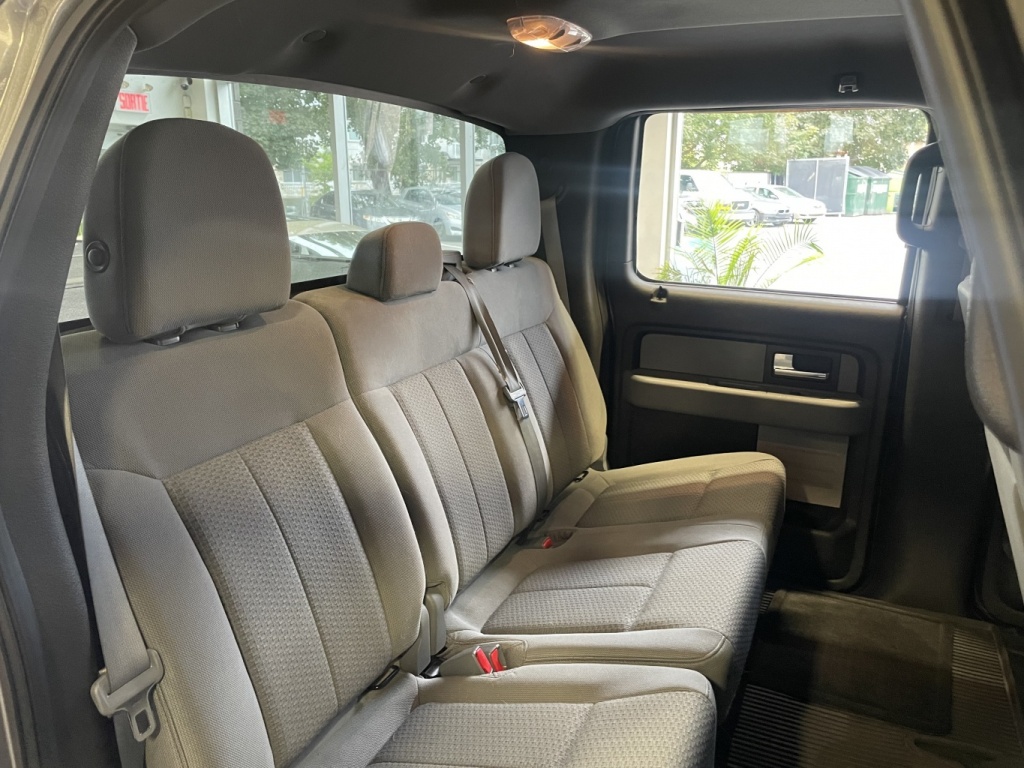 Ford F-150 Lariat 2014 — photo 13