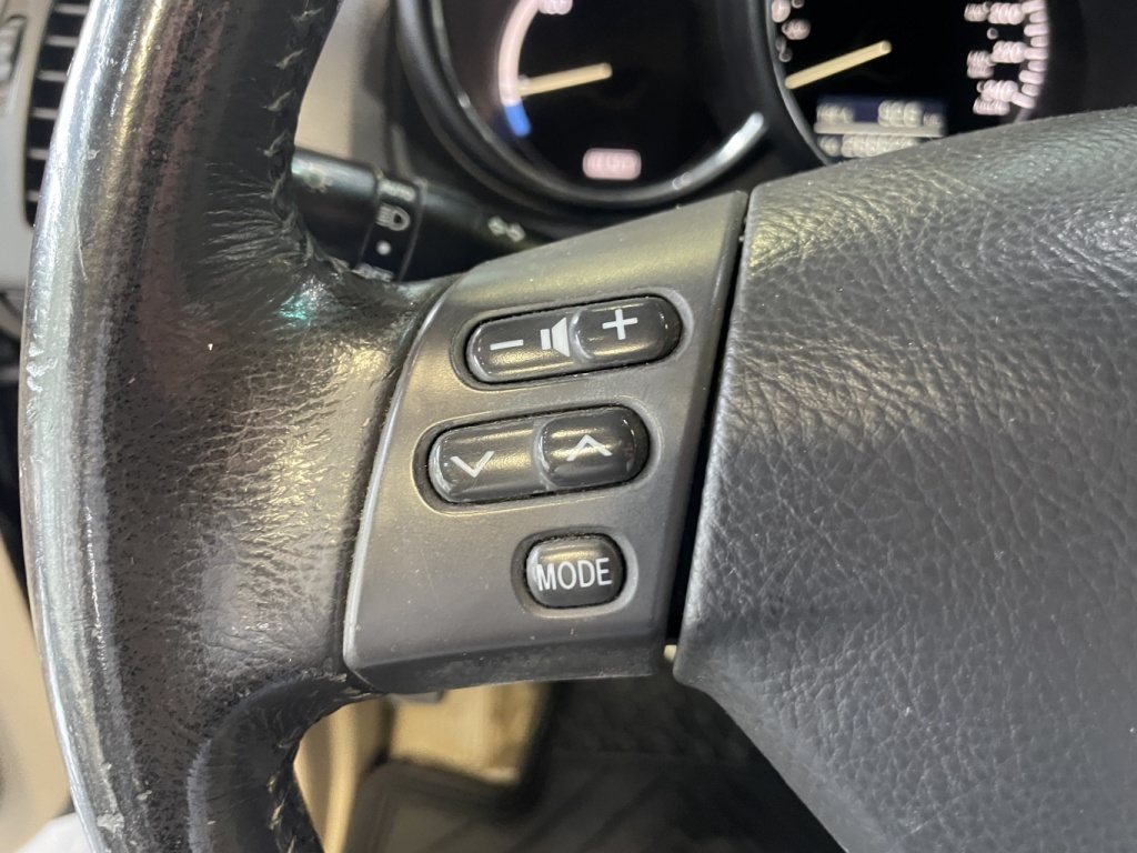 Lexus RX 400  2006 — photo 17