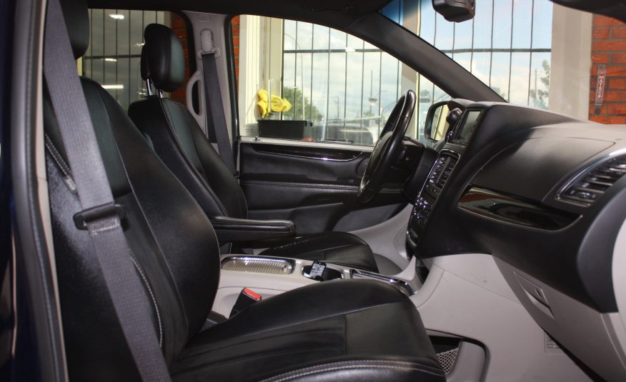2017 DODGE GRAND CARAVAN SXT PRENIUM PLUS — photo 12