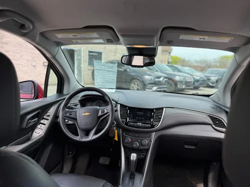 Chevrolet Trax LT 2021 — photo 10